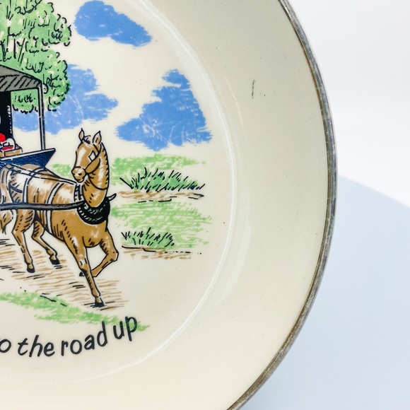Vintage 1950s-1970s Hand-Painted Amish Horse & Buggy Souvenir Plate • PA Dutch - Picture 7 of 9